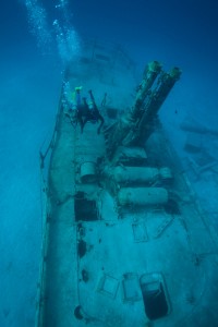 wreck diving bahamas