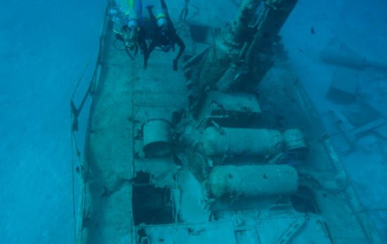 wreck diving bahamas