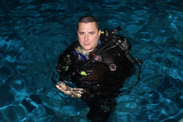 Robert Soncini Cirque du Soleil scuba diver