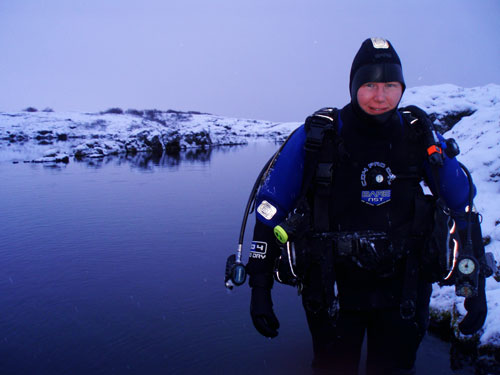 Karin Sinniger World Record Scuba Diver in Iceland