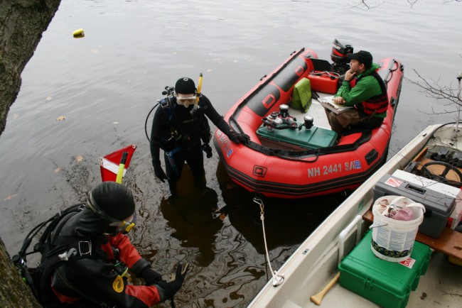 scientific divers and boat