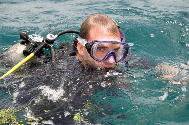 Seasickness while diving sudden nausea get in the water