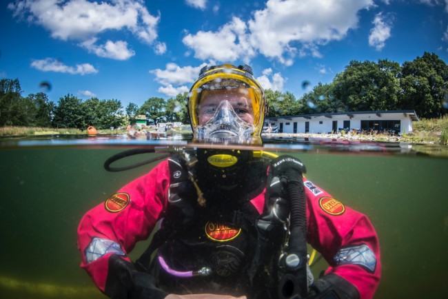 Interview with PADI’s First AmbassaDiver, Charlotte Burns