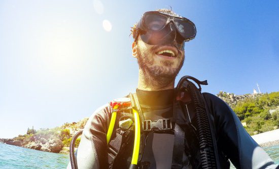 Diver with Beard Mask Seal