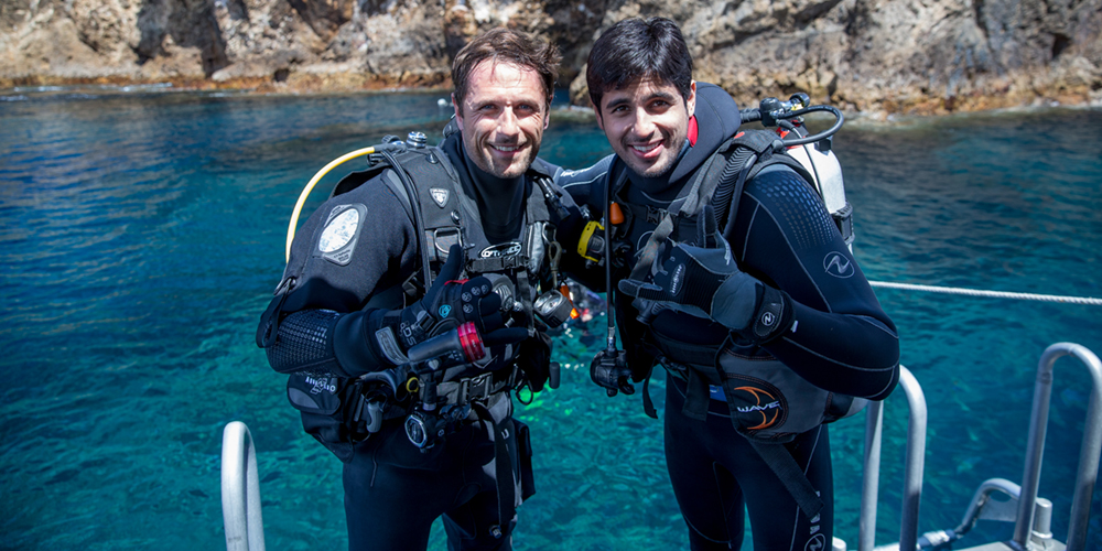 Sidharth Malhotra - Diving PADI