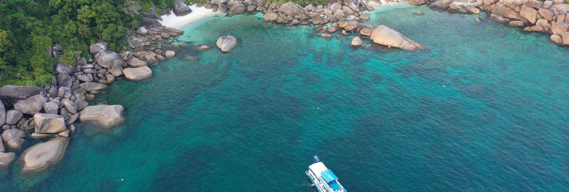 Os Melhores Barcos De Mergulho De Liveaboard Que Cabem No Seu Bolso