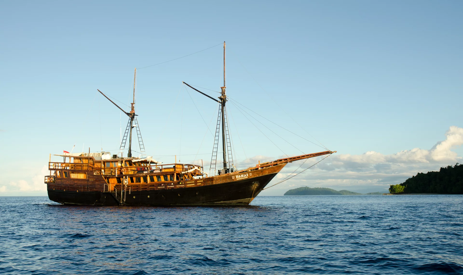 Image of the Damai 1 liveaboard, on the water