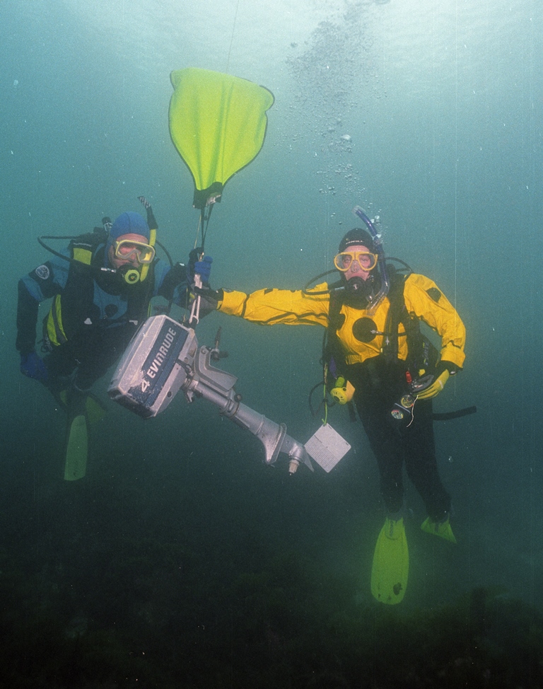 Divers using lift bag - search and recovery