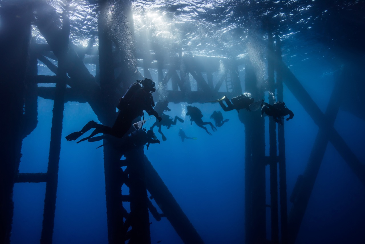 oil rig diving california