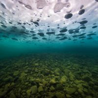 under_ice_bubbles
