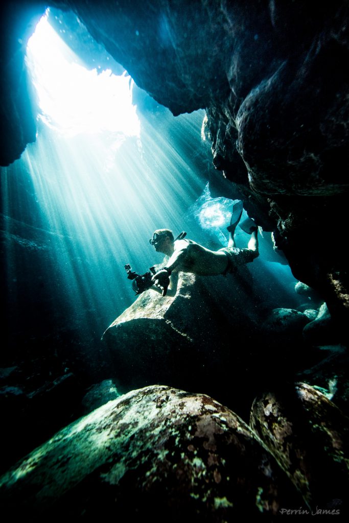 Freediving in Hawaii Photo: Perrin James