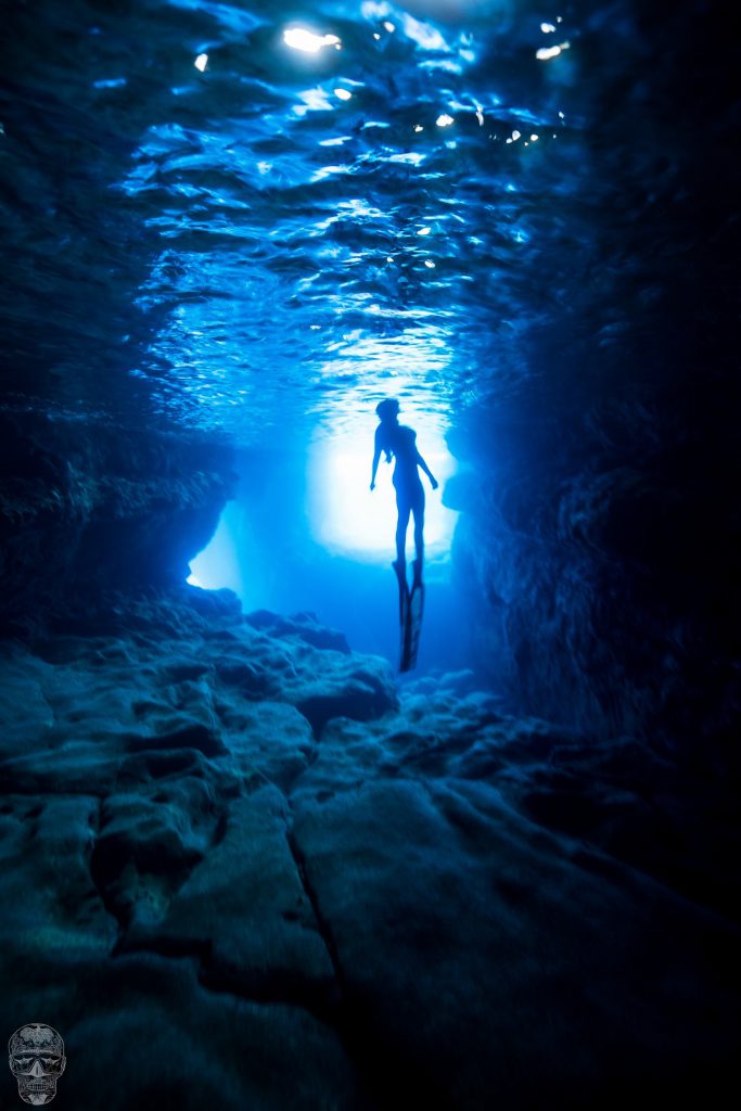 Freediving in Hawaii Photo: Kris Landers