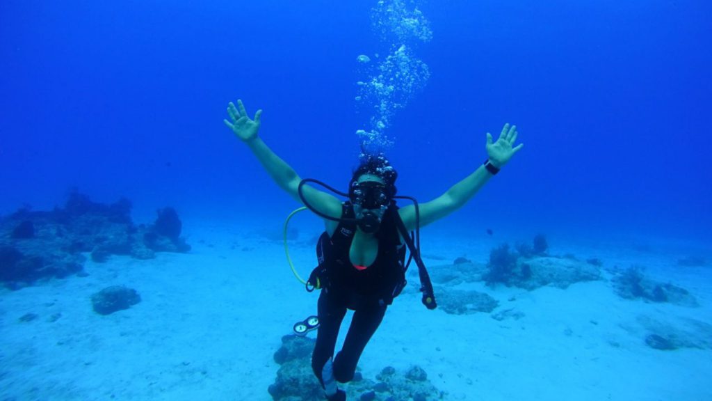 padi diver alana nichols