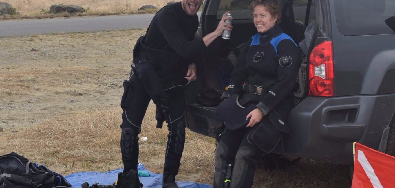 Divemaster Training: 11 Reasons to Become a “Tank Monkey”