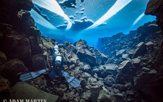 diving Davíðsgjá in iceland