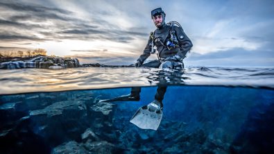 diving Davíðsgjá in iceland