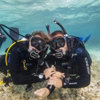10 reasons to date a diver