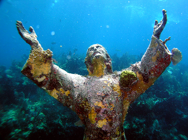 Florida Diving - Christ Statue