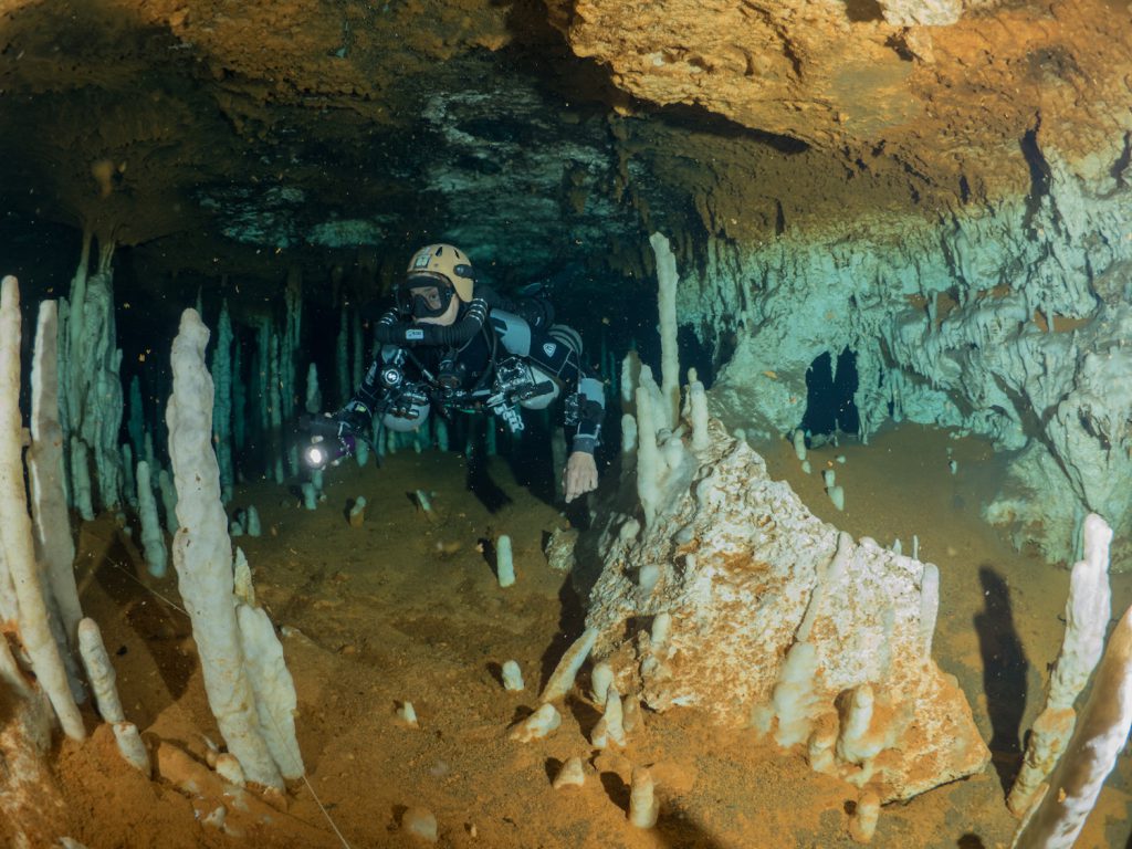 cristina zenato cave diving 