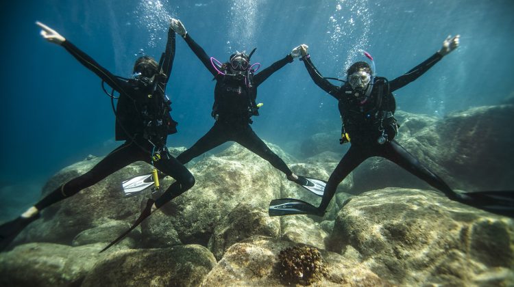 Female-Friendly Dive Gear