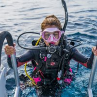 Diving motivates healthy living header