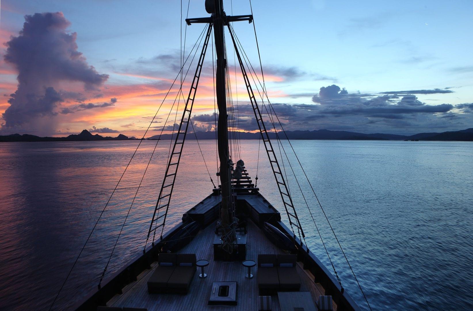 First Liveaboard - Alila Purnama