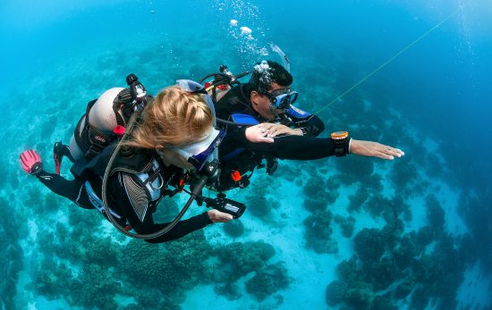 Bonaire - Dive Instructor - Signals