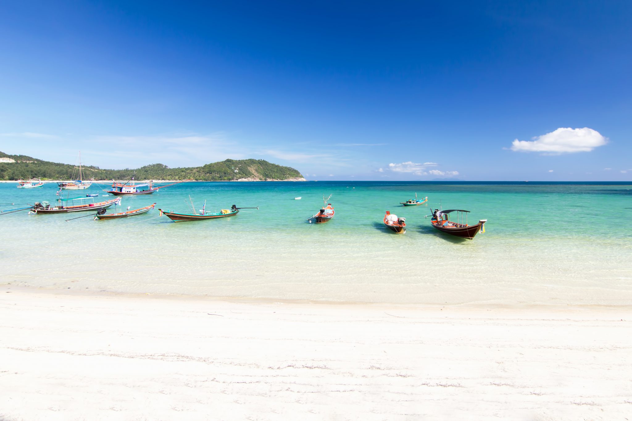 Koh Phangan - Boats on Shore - White Sand Beach - Thailand 