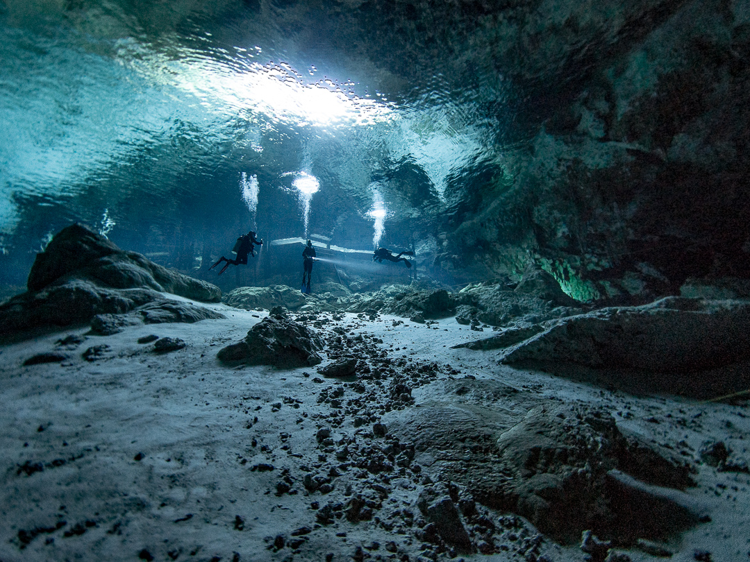 Cenote Dos Ojos