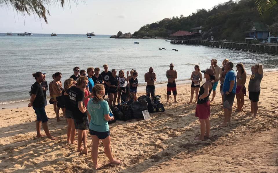 PADI Staff Complete a Dive Against Debris Event in Koh Tao, Thailand
