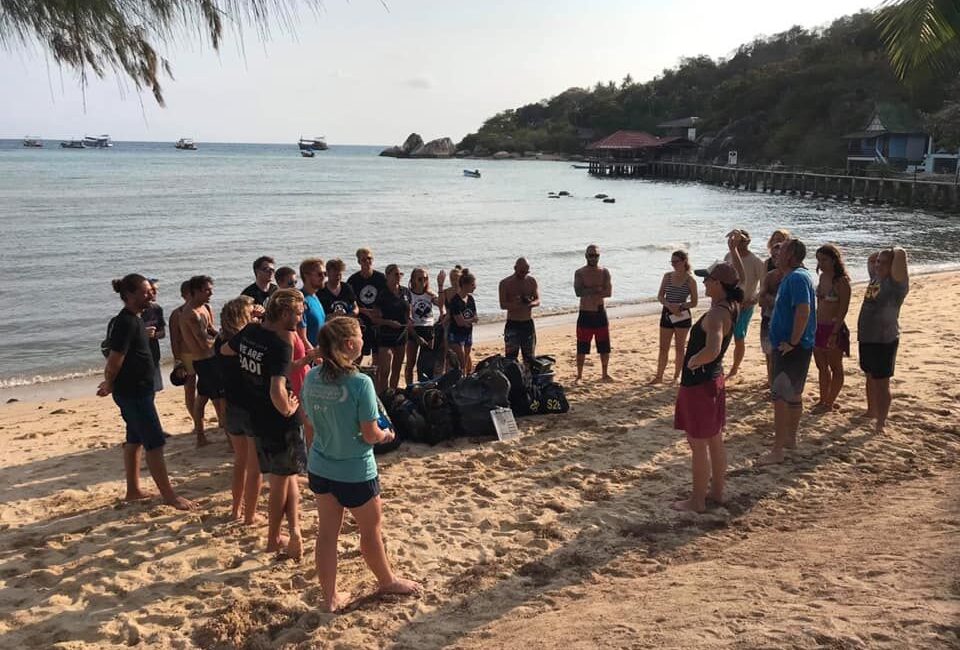 PADI Staff Complete a Dive Against Debris Event in Koh Tao, Thailand