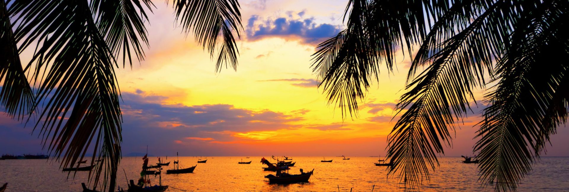 The Top Dive Destinations for Traveling With a Nondiver