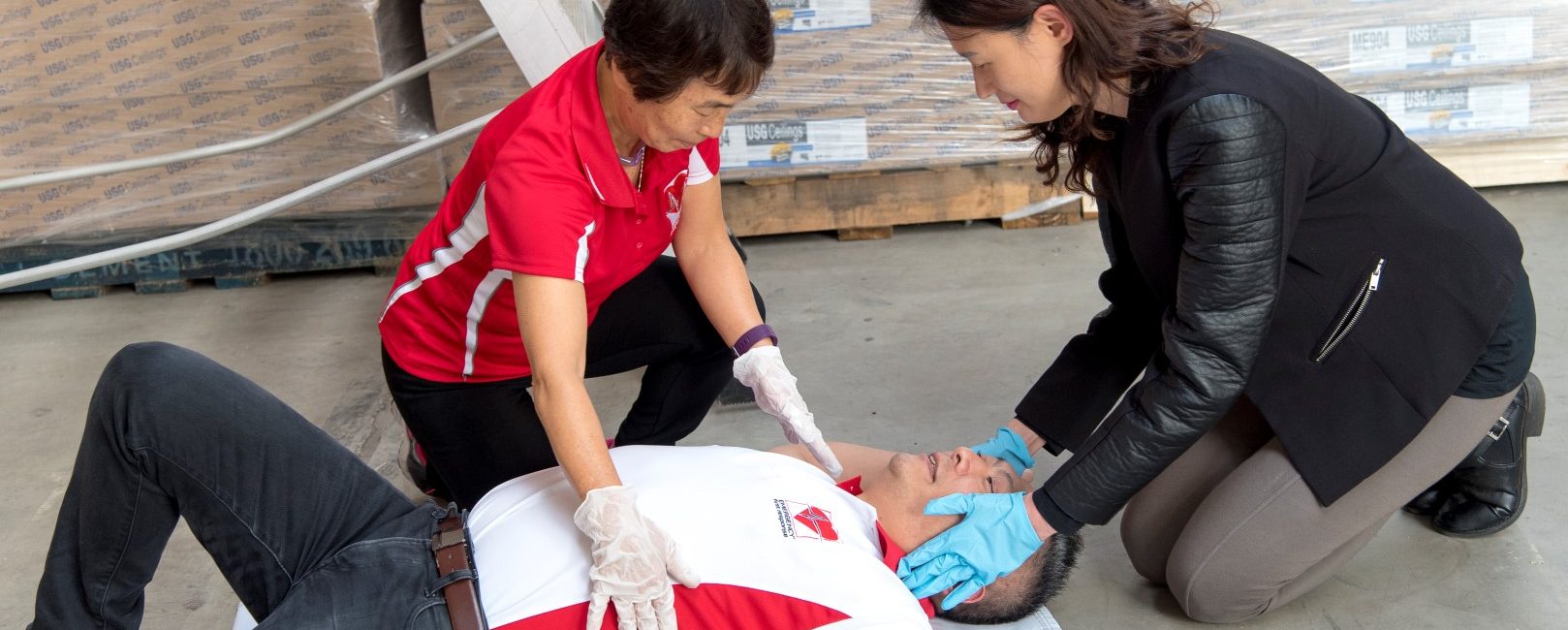 4 Benefits of Being an Emergency First Responder & How It Can Help Save a Life