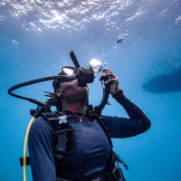 Master Scuba Diver descending for a dive