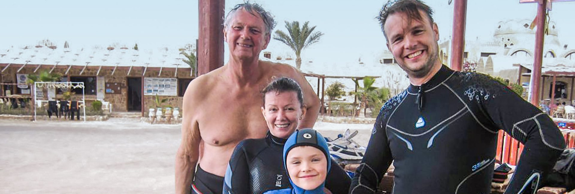 Family Diving with Three Generations