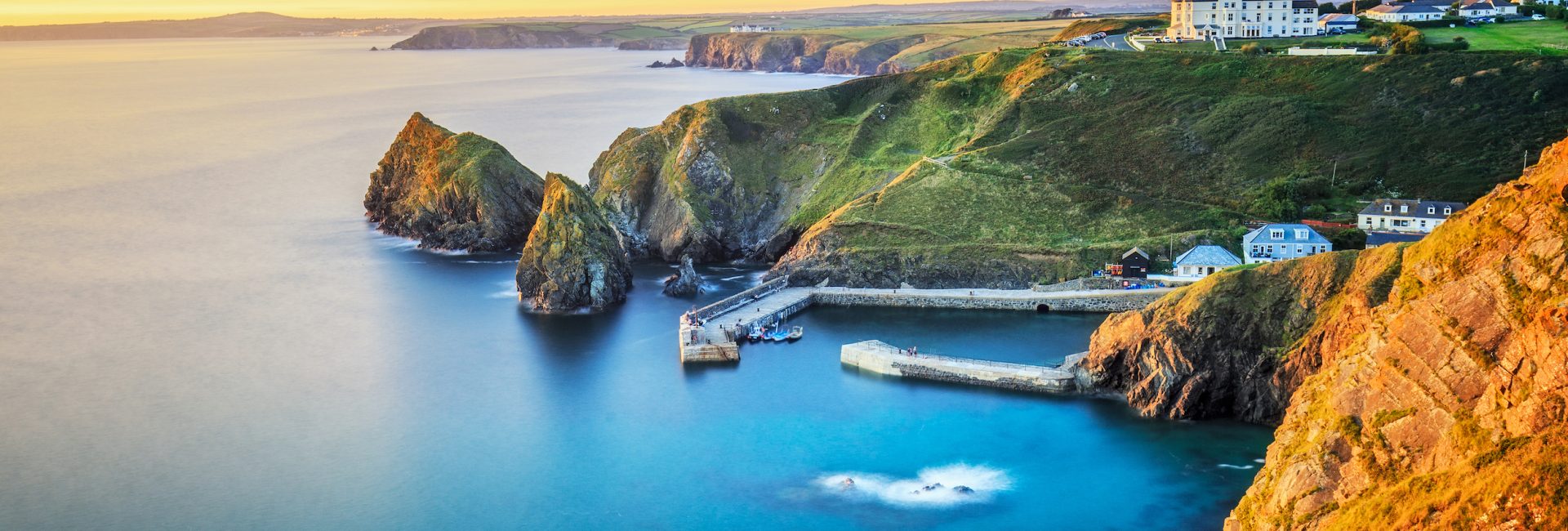 Must-Dive Destinations in Cornwall, UK