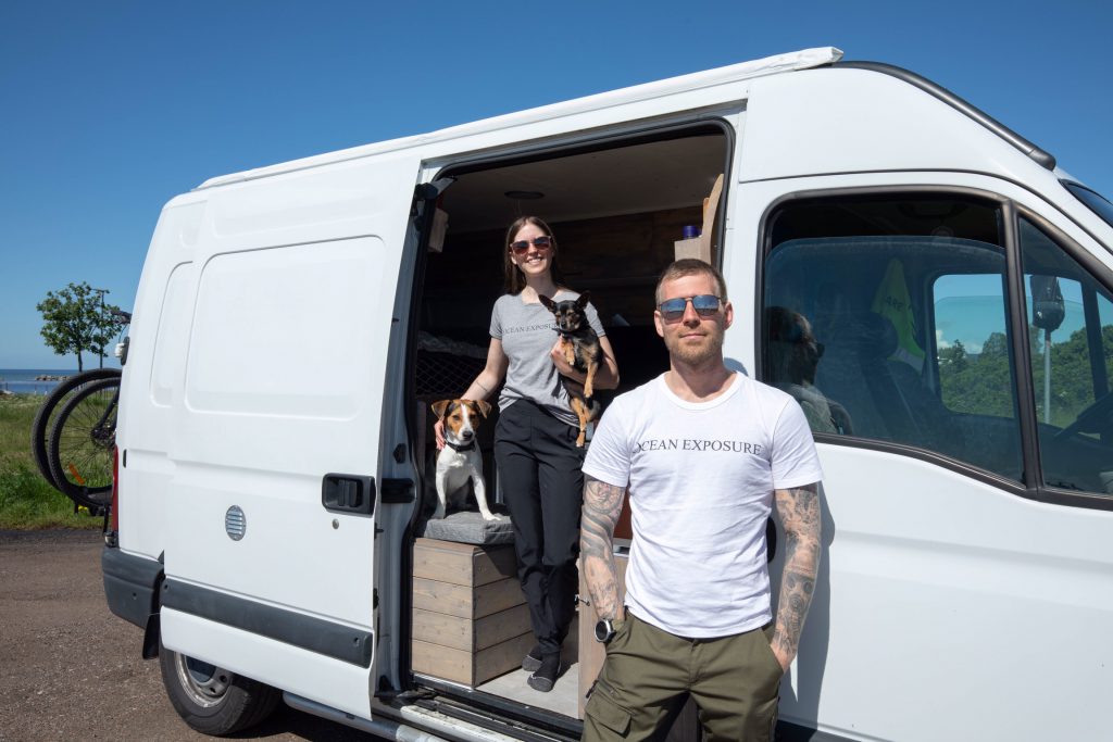 Mattias and Linn in their van (c) Ocean Exposure