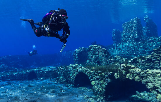 Malta - Underwater - Scuba Diver - Wreck - Gozo