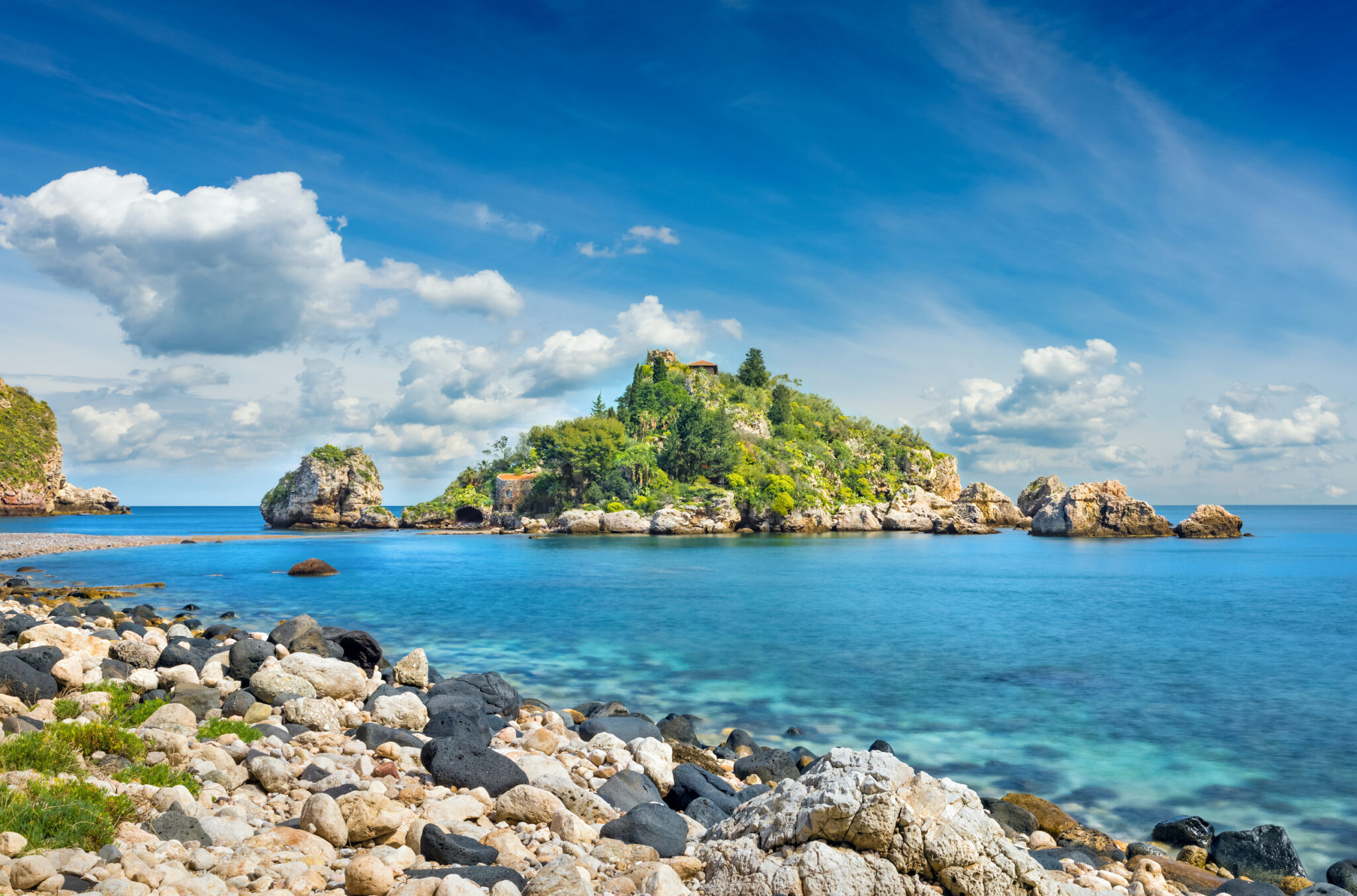 Sicily and Italy are top dive travel destinations for Brits