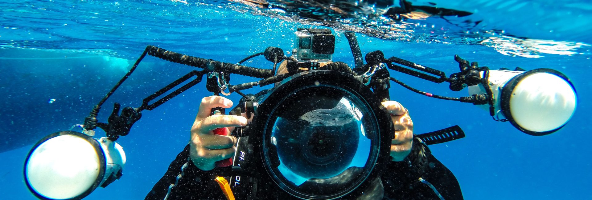 How to Make Money Scuba Diving as a Side Hustle