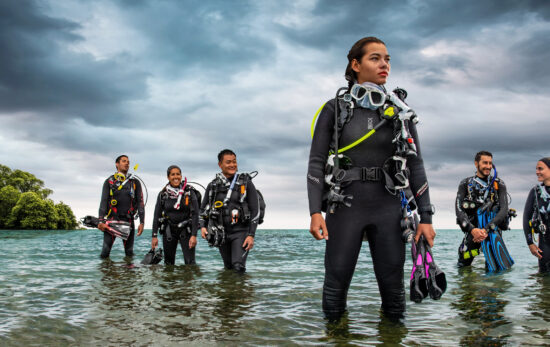 Divemaster - PADI Pro - Scuba Divers - Topside - Beach