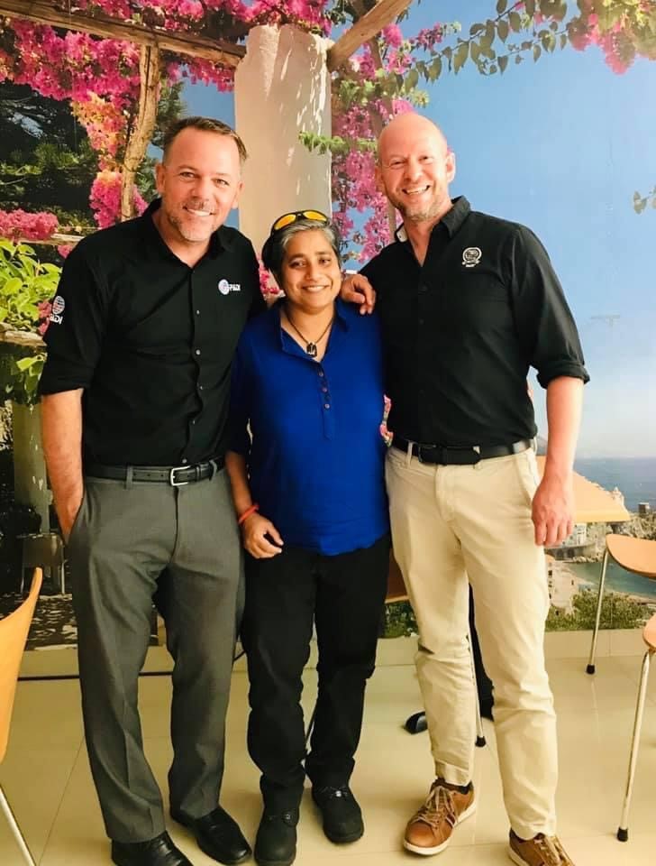 shamaa ana hameed, a PADI diver in the Maldives, and her colleagues