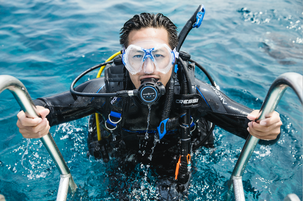 10 Tips for Buying Scuba Diving Gear