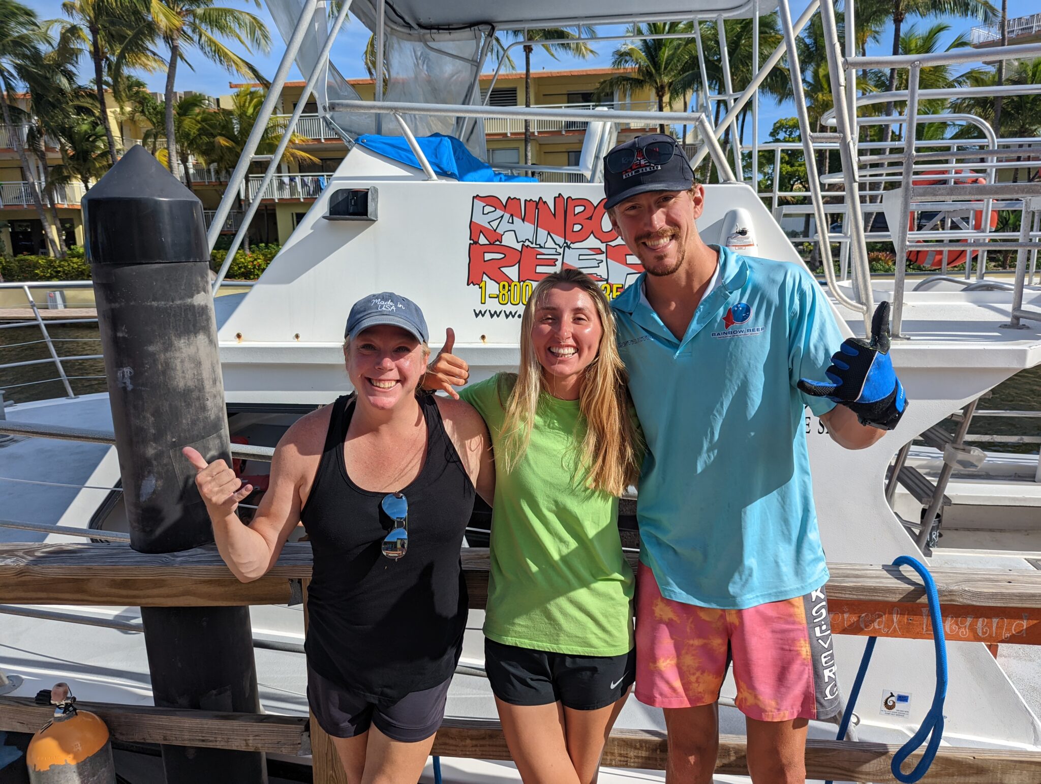 Rainbow Reef dive professionals are all smiles after a succesful Dive Against Debris