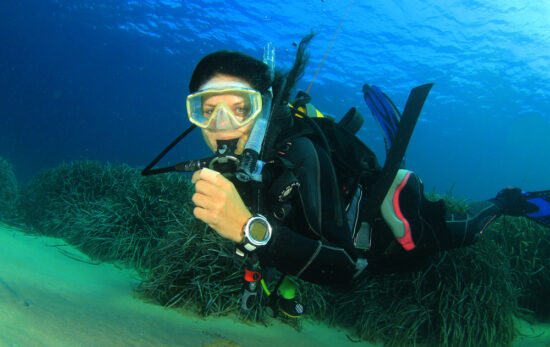 scuba diving for women