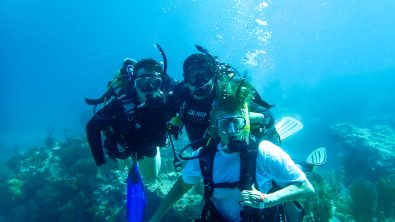 PADI Club divers underwater