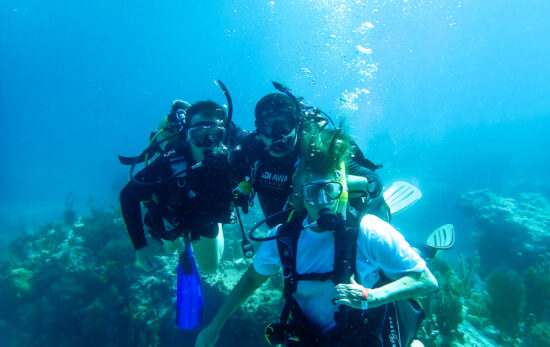 PADI Club divers underwater