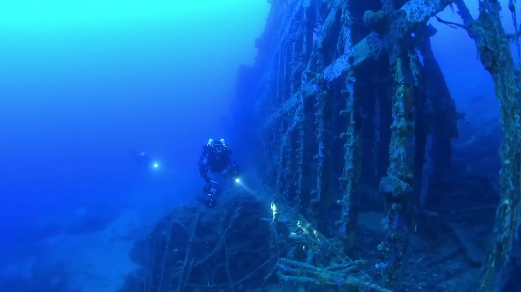 The photograph shows the bow of the Patris shipwreck in Kea, Greece