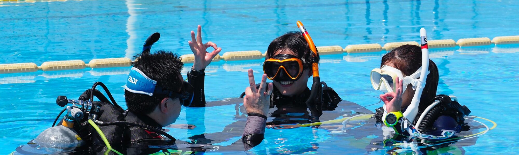 ¿Cuál es la diferencia entre un buceo de prueba y Discover Scuba Diving?