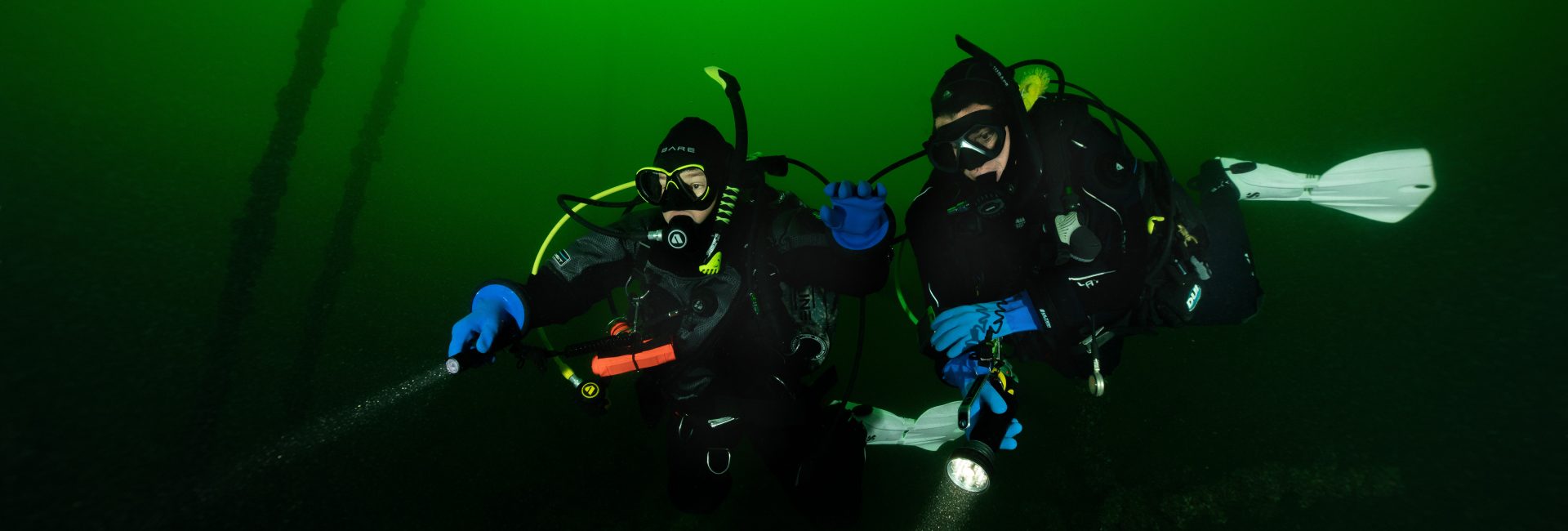 How To Use a Compass To Navigate Underwater